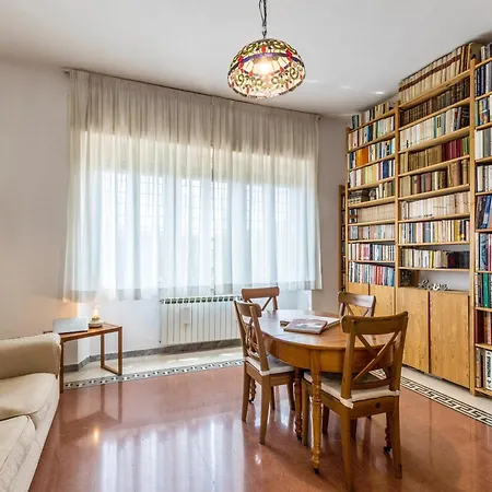 Апартаменты Trastevere In *